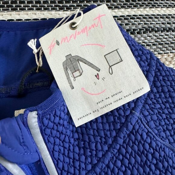 Free People Movement Smock Show Packable Run Jacket Sweat-Wicking Blue Small - Picture 10 of 15